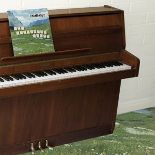 Grandaddy – The Sophtware Slump ..... on a wooden piano